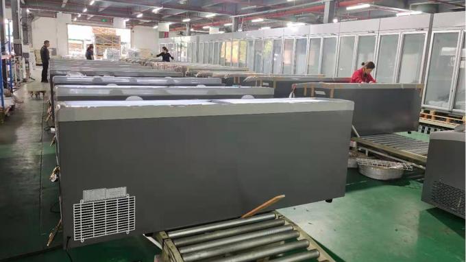 Guangzhou Yixue Commercial Refrigeration Equipment Co., Ltd. خط إنتاج المصنع 4