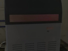 آلة صنع الجليد للخدمة في المقهى والمطاعم